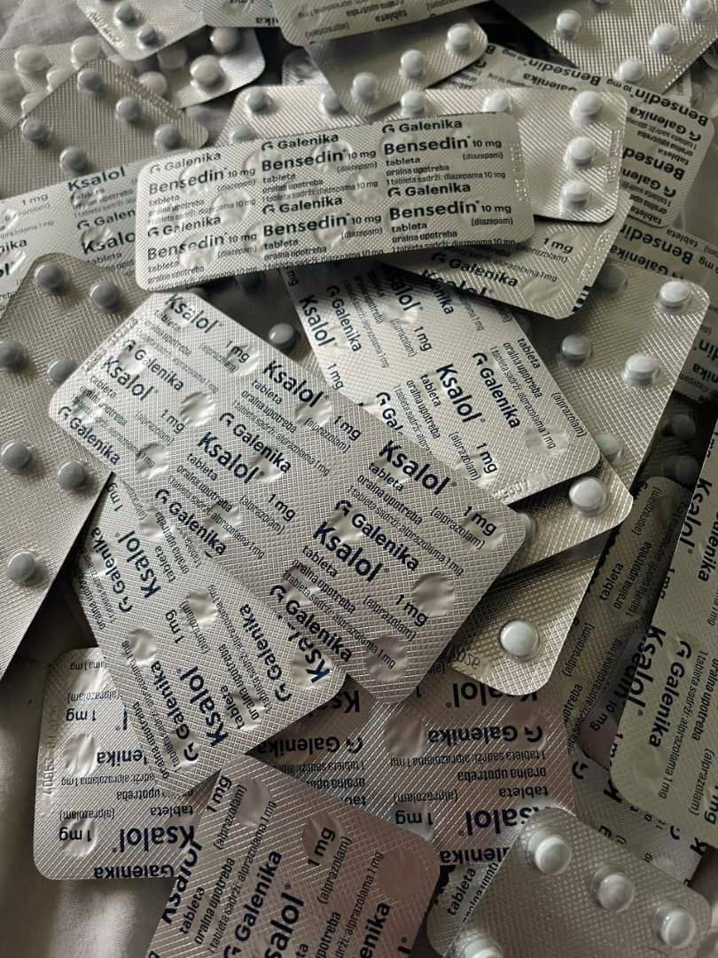 ALPRAZOLAM XANAX 1MG 1pcs =10 pills (1 strip)